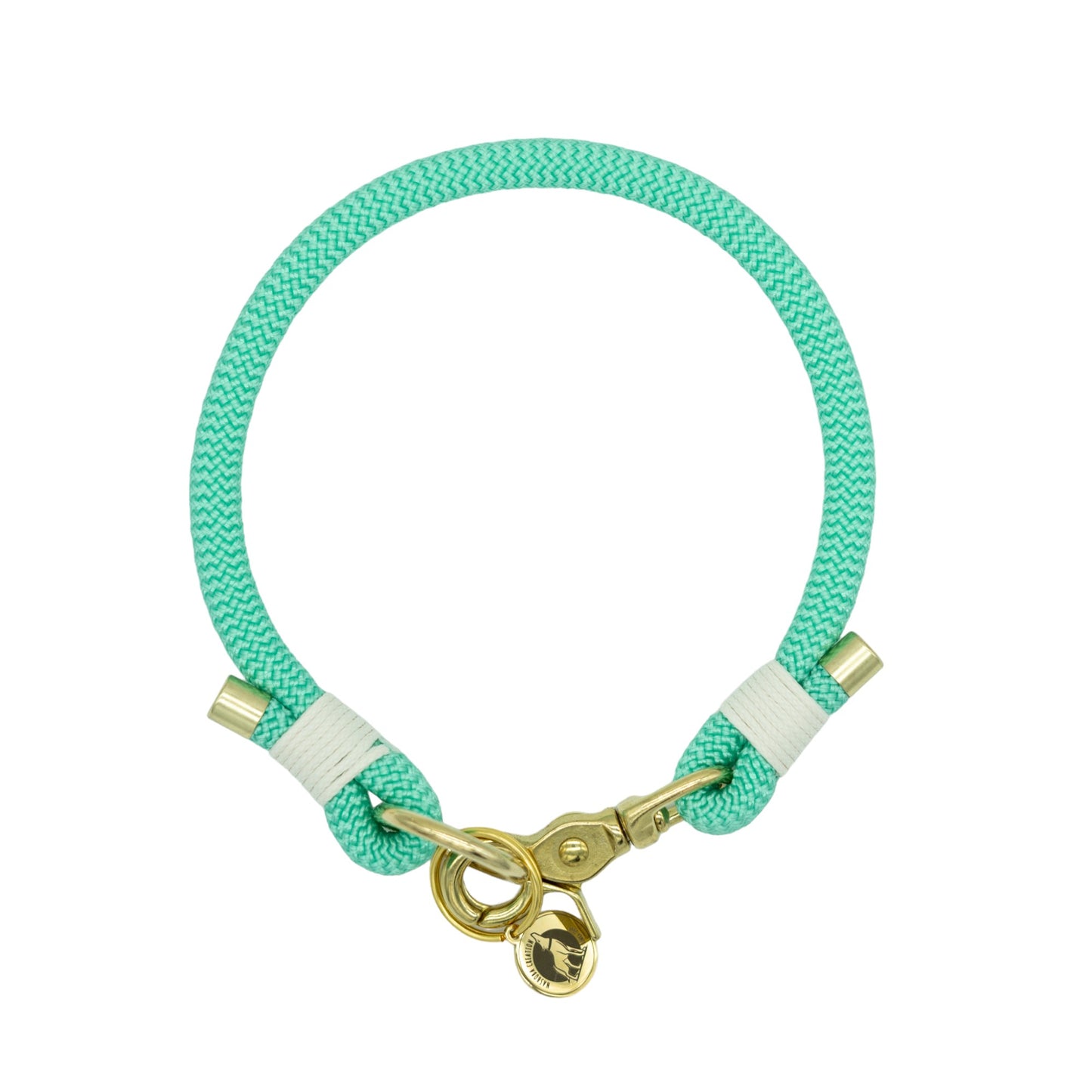 Collier porte médaille en corde