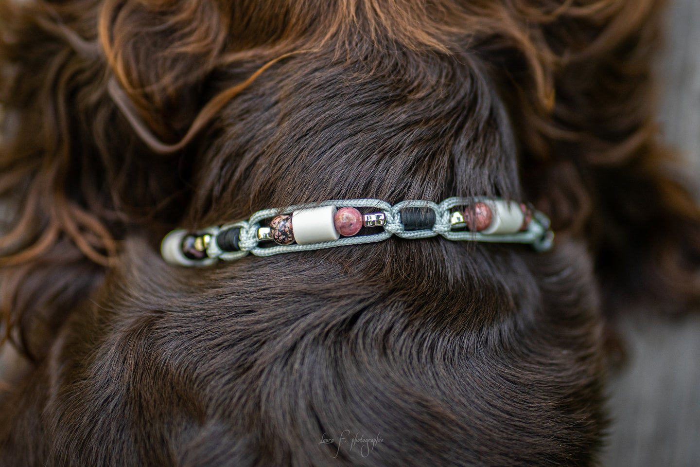 Collier céramique EM - Rose - Collier anti tiques EM - Nashoba création