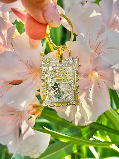 La Box Brésil  - Un collier, une médaille et une carte postale